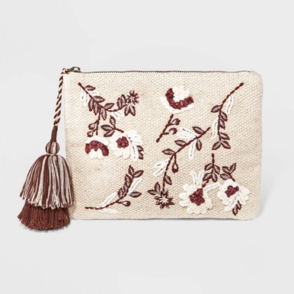 NWT - Universal Thread Floral Clutch